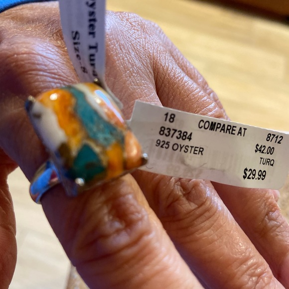 Oyster turquoise ring. Made in India. 925 Sterling Silver. Genuine gemstone. - Picture 2 of 3
